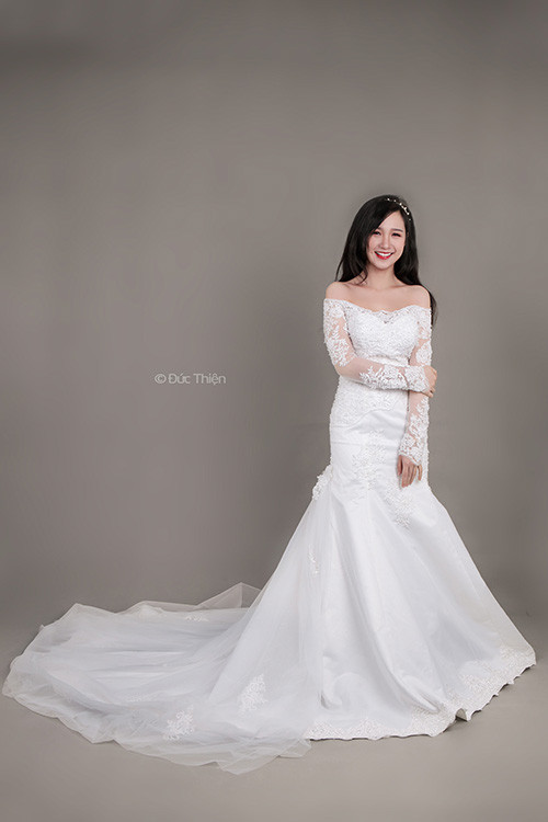 Hiện tại, Quyên Barbie là sinh viên khoa Giáo dục Chính trị (ĐH Sư phạm Hà Nội).