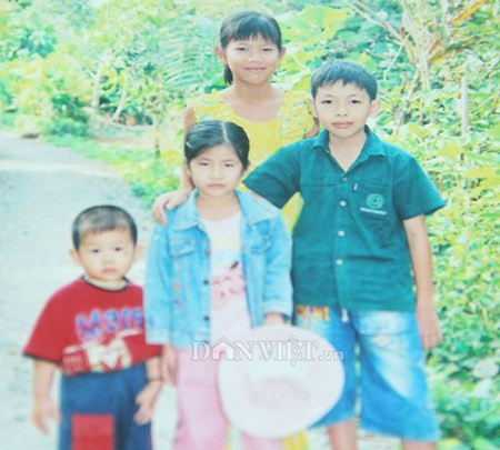 Lên 10 tuổi, Ánh Viên đen sạm đi vì luyện tập.