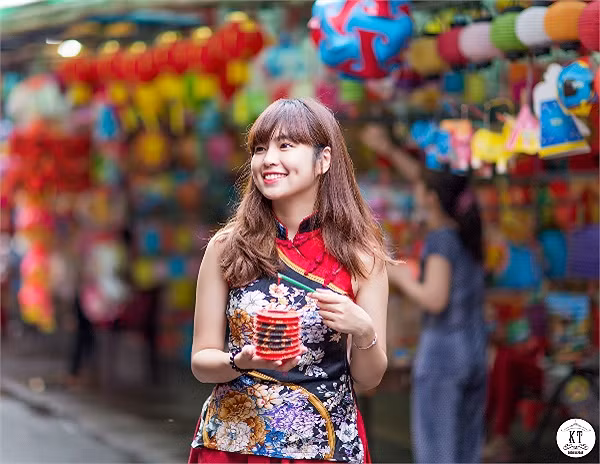 Ước mơ của Vân là trở thành nhà thiết kế thời trang nổi tiếng, đúng với ngành học mình đang theo