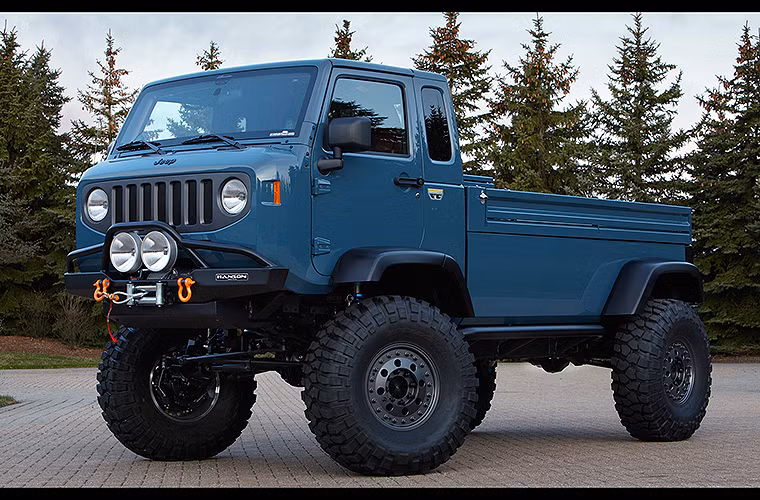 Được lấy cảm hứng từ mẫu xe kinh điển Jeep Forward Control (1956 - 1965), bản concept Mighty FC gây ấn tượng mạnh trong lần xuất hiện đầu tiên trong bộ Easter Jeep Safari 2012. Sự xuất hiện của Mighty FC với đầy đủ tính năng khiến nhiều người hy vọng vào sự hồi sinh của huyền thoại, tuy nhiên điều đó đã không xảy ra.