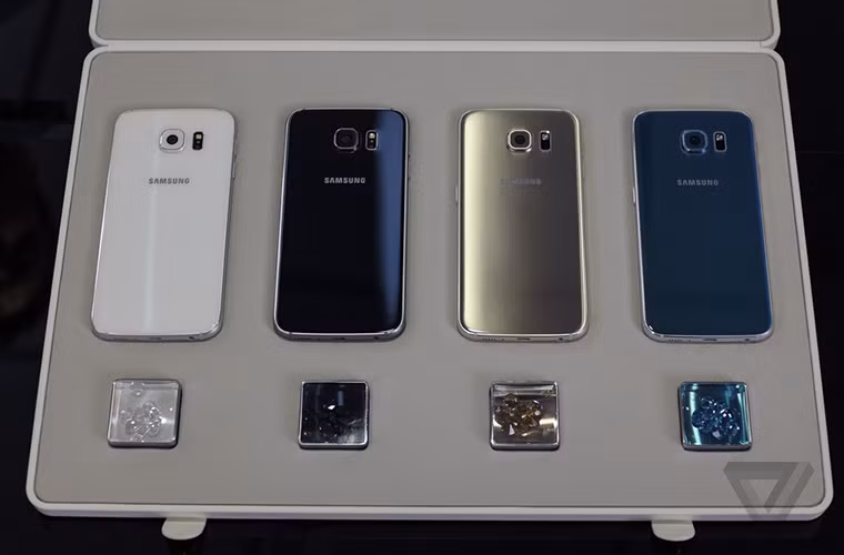Galxy S6 và Galxy S6 Edge sẽ có nhiều phiên bản với màu sắc khác nhau để người dùng lựa chọn.