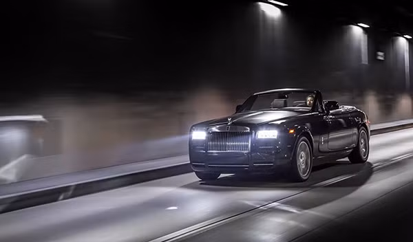 Mercedes-Maybach khong phai la doi thu cua Rolls-Royce?-Hinh-2
