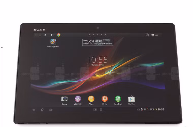 Sony Xperia Tablet Z là đàn anh của hai mẫu máy tính bảng của Sony ở trên. Nó có hơi lỗi thời, nhưng việc lo lắng rằng lỡ bạn có vô tình mang nó “đi tắm” hoặc đi ngắm mưa là không cần thiết.