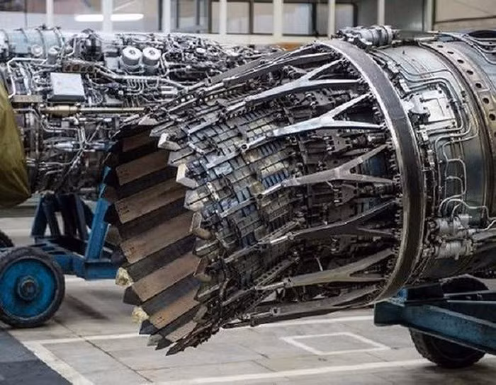 Mới đây một đại diện trong ngành công nghiệp quốc phòng Nga cho biết, tiến độ hoàn thiện động cơ Izdeliye 30 đang diễn ra nhanh hơn dự kiến và có thể lắp đặt trên tiêm kích Su-57 ngay trong năm 2020.