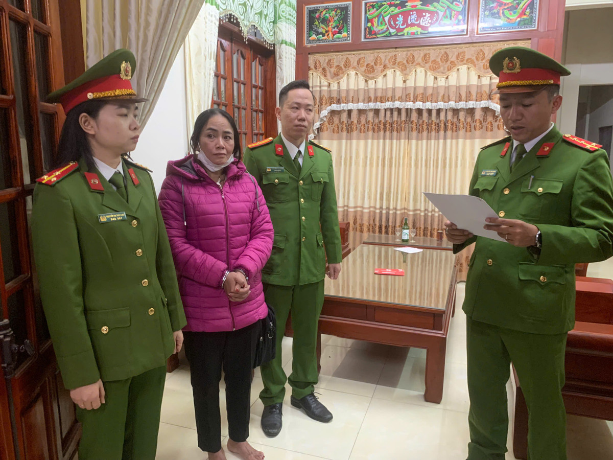 Bắt “nữ quái” lừa bán đất, chiếm đoạt 1,2 tỷ đồng Bat “nu quai” lua ban dat, chiem doat 1,2 ty dong