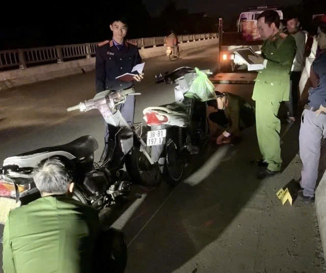 Nam thanh niên gây tai nạn chết người rồi bỏ trốn khỏi hiện trường Nam thanh nien gay tai nan chet nguoi roi bo tron khoi hien truong