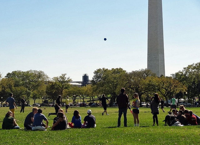 Thủ đô Washington có nhiều mưa hơn cả Seattle. Ảnh: QRG.