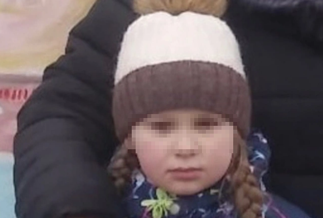 Pavel Surkov bị cáo buộc đã dụ dỗ Valeria Pazukhina (ảnh) đến một nơi vắng vẻ trước khi cưỡng bức và bóp cổ nạn nhân đến chết. Ảnh: The Sun.