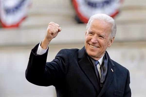 Thanh qua doi noi, doi ngoai cua Tong thong Biden trong 100 ngay dau nam quyen