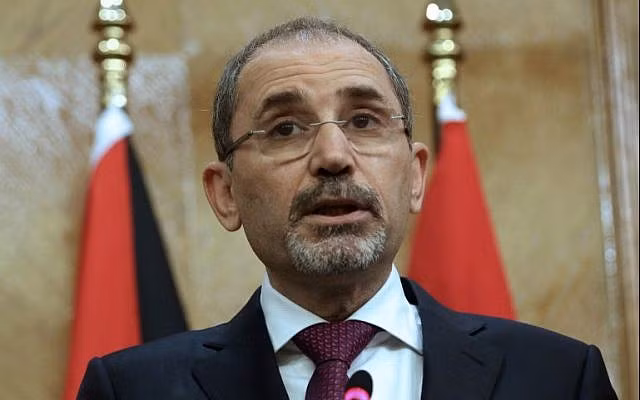 Am muu dao chinh tai Jordan: The gioi phan ung ra sao?-Hinh-6