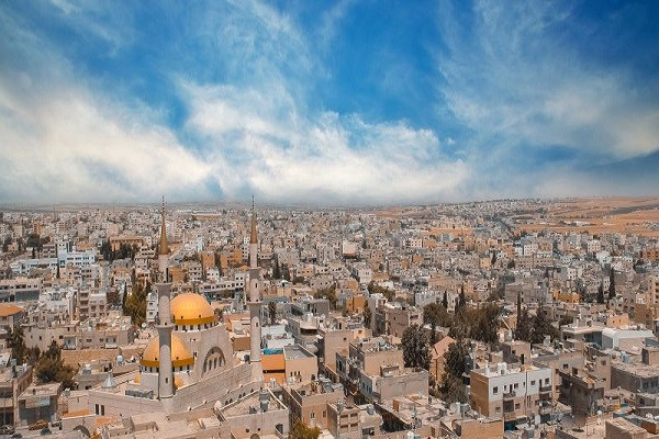 Theo Encounters Travel, tên chính thức của Jordan là Vương quốc Hashemite Jordan - một quốc gia ở Trung Đông. Phần lớn lãnh thổ Jordan bị bao phủ bởi sa mạc. Ảnh: FT.