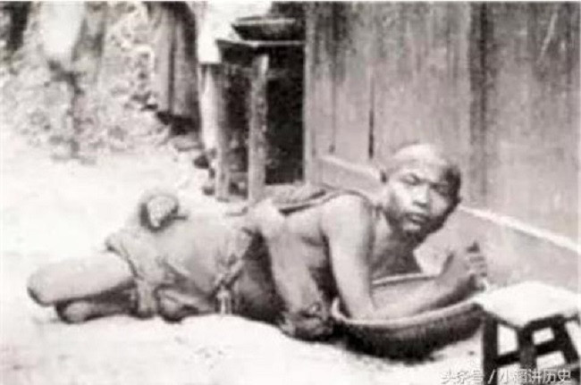 Thoi phong kien, toi danh gi ke ca hoang de cung khong an xa noi?