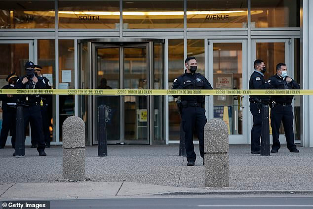 Được biết, sau vụ việc, Eric Stillman, 34 tuổi, đã tạm thời bị cho nghỉ việc 30 ngày để phục vụ điều tra. Ảnh: Getty.