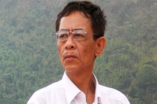 Nha tho Hoang Nhuan Cam qua doi