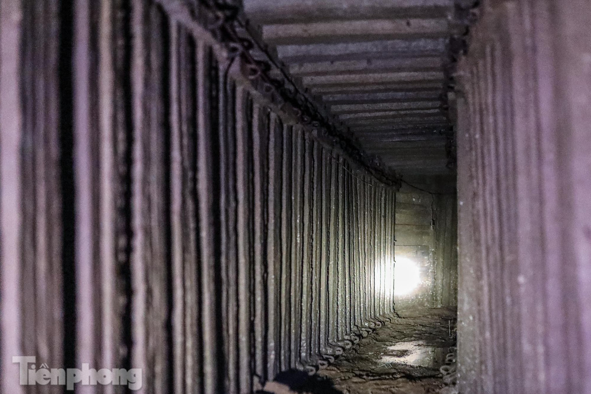 Ben trong dia dao giua long Ha Noi co gi doc dao?-Hinh-9