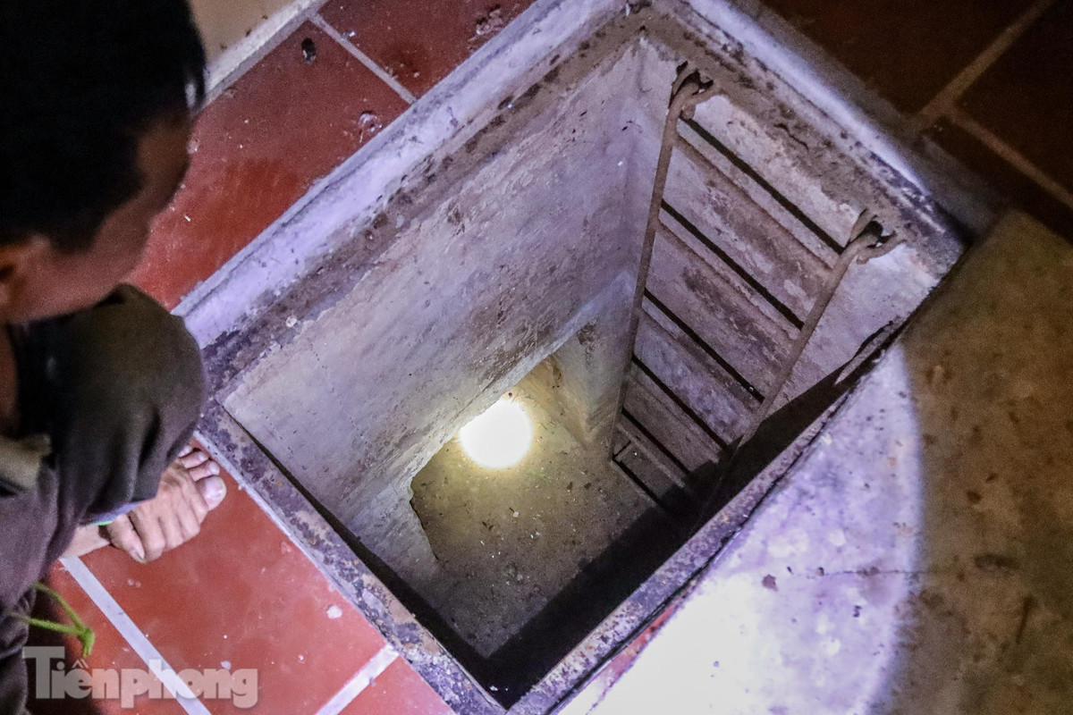 Ben trong dia dao giua long Ha Noi co gi doc dao?-Hinh-3