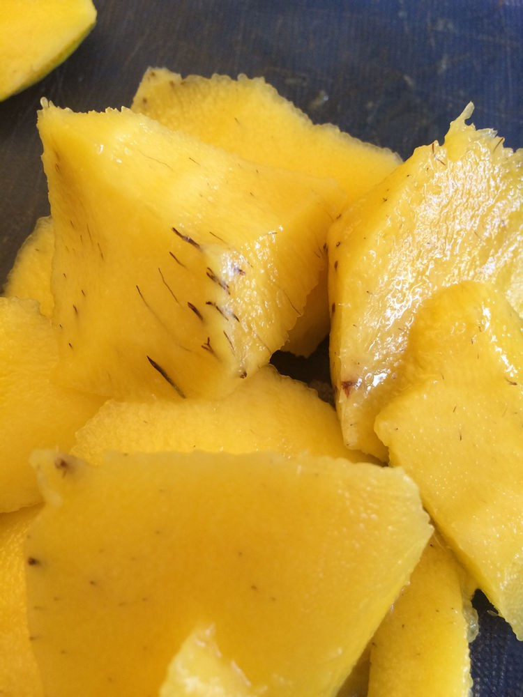 Xoai noi gan den chung to dieu gi, an co hai suc khoe khong?