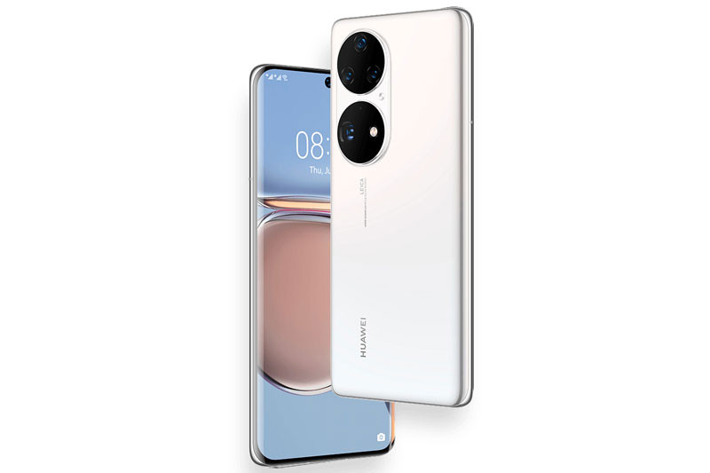 P50 Pro có 5 màu đen, vàng, trắng, hồng, xanh, bán ra ở Trung Quốc từ ngày 12/8. Biến thể chip S888 RAM 8 GB/ROM 128 GB có giá 5.988 Nhân dân tệ (21,25 triệu đồng). Phiên bản RAM 8 GB/ROM 256 GB, RAM 8 GB/ROM 512 GB có sẵn trên cả 2 biến thể chip cùng mức giá 6.488 Nhân dân tệ (23,02 triệu đồng) và 7.488 Nhân dân tệ (26,57 triệu đồng). Phiên bản RAM 12 GB/ROM 512 GB được niêm yết ở mức 7.988 Nhân dân tệ (28,35 triệu đồng).