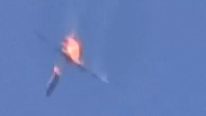 Bên cạnh đó, hiện tại giới chức quân sự Nga và Syria cũng chưa đưa ra bình luận chính thức nào về thông tin vừa xuất hiện, điều này càng làm tăng thêm tính bí ấn.