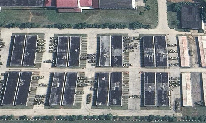 Được biết trước đó, Trung Quốc đã chuyển hàng trăm chiếc xe bọc thép ZTD-05 tới Chiến khu miền Đông, phụ trách eo biển Đài Loan để gia tăng áp lực lên hòn đảo này.