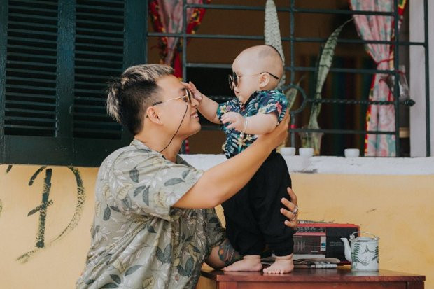 Cho me ra ria, bo va con gai 'an manh' tao dang chup anh sieu ngau-Hinh-6