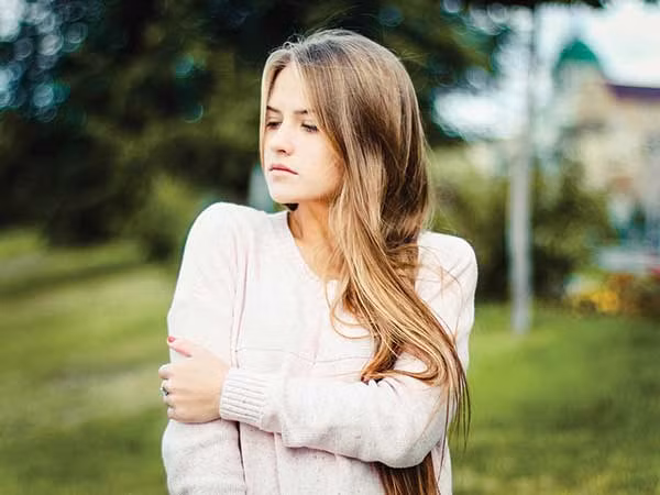 Đàn ông đặc biệt yêu thích phụ nữ có mái tóc dài khi làm “chuyện ấy”. Mái tóc dài khiến nàng trở nên quyến rũ, bí ẩn và khiến chàng bị kích thích hơn. 