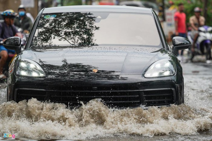 Theo nhận định của Trung tâm dự báo Khí tượng Thủy văn Quốc gia, từ nay đến cuối năm, 11-13 cơn bão và áp thấp nhiệt đới sẽ hoạt động trên Biển Đông. Trong số đó, có khoảng 5-6 cơn báo ảnh hưởng trực tiếp đến đất liền nước ta.