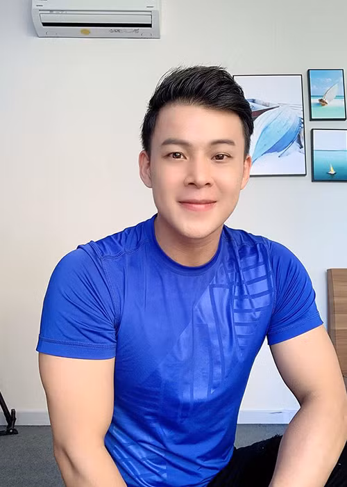 Hiện tại, người yêu đồng giới của Don Nguyễn là diễn viên của sân khấu kịch Idecaf (Quận 1, TP. HCM).