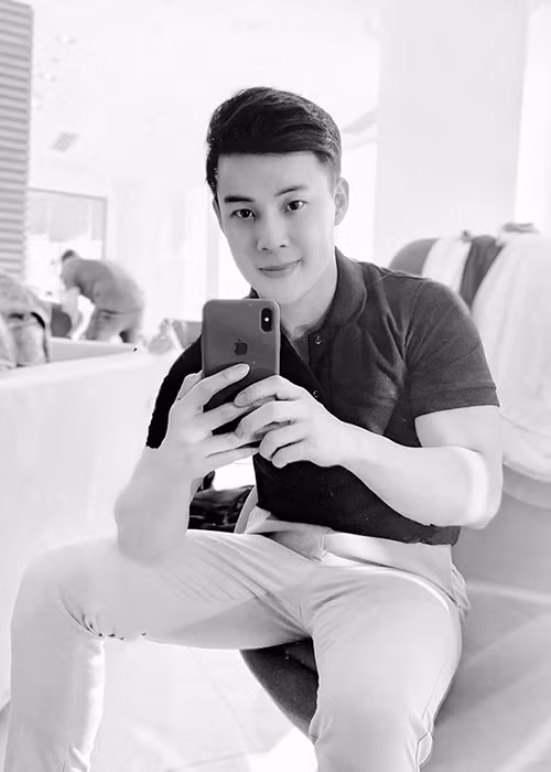 Mai Thanh Tú sinh năm 1990, kém Don Nguyễn đến 8 tuổi.