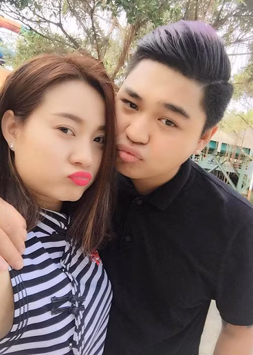 Trong một chương trình năm 2019, Duy Phước chia sẻ, trong 3 năm đầu chung sống, vợ chồng anh cãi nhau mỗi ngày rồi ở riêng 6 tháng cho đến khi quyết định tái hợp. Ảnh: Thế giới trẻ