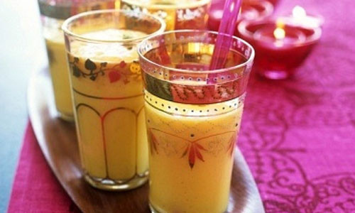 Hoc phu nu An Do cach giam can “sieu toc” bang 6 loai nuoc