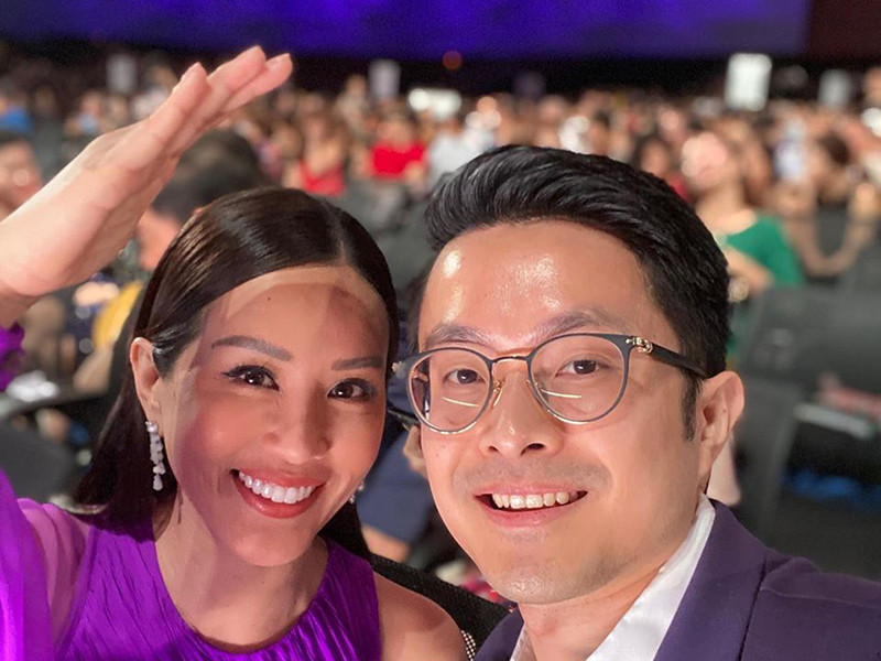 “Tôi và Trí đã thống nhất từ đầu rằng, chúng tôi sẽ có một hợp đồng hôn nhân rành mạch, rõ ràng. Có cả sự tham vấn của bè bạn, luật sư và quyết định từ chính mỗi người”, bà mẹ 3 con chia sẻ.