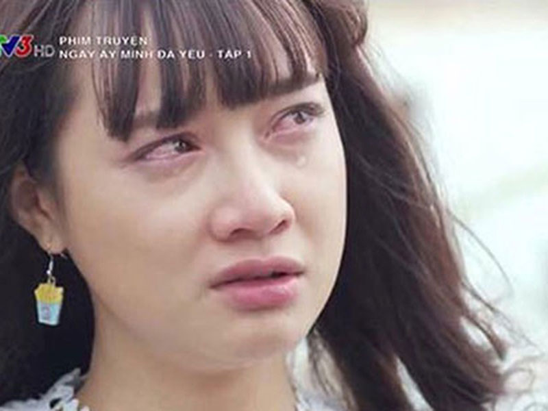 Thế nhưng, sau đó, cách diễn của Nhã Phương bị chê không có sự đột phá, gây nhàm chán trong các phim truyền hình phía Bắc như “Tuổi thanh xuân 2”, “Khúc hát mặt trời”, “Ngày ấy mình đã yêu”, “Tình khúc bạch dương”. Ảnh: VTV