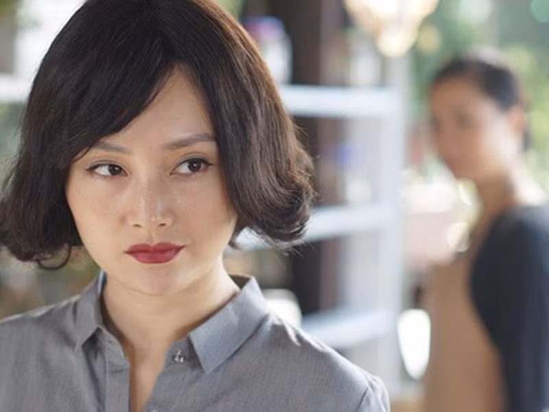 Lan Phương vốn là diễn viên thực lực. Tuy đã có 15 năm đóng nhiều dự án phim truyền hình nổi tiếng của khu vực phía Nam nhưng tên tuổi của cô không thực sự được chú ý. Đến khi ra Hà Nội đóng phim, Lan Phương mới phủ sóng tên tuổi trên địa bàn cả nước. Ảnh: VTV