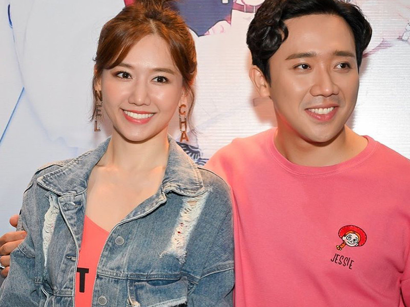 Hari Won giữ số tiền Trấn Thành kiếm được. Để chồng không tiêu xài phung phí, nữ ca sĩ chỉ giới hạn cho anh 5 triệu đồng/ngày.