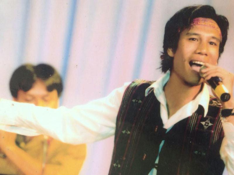 Ploong Thiết cho biết thêm, anh trai của Hồ Phàm đã đón xe khách từ Quảng Trị về Hà Nội và gặp em trai. Cùng với nhạc sĩ Nguyễn Quang Long và một số nghệ sĩ khác, ca sĩ Ploong Thiết kêu gọi mọi người chung tay giúp đỡ Hồ Phàm.