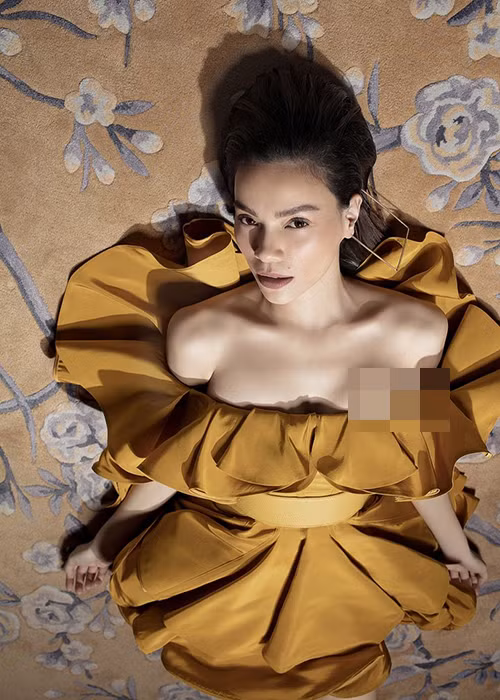 Trong thời gian được cho là mới mang bầu, Hà Hồ vẫn gọn gàng.