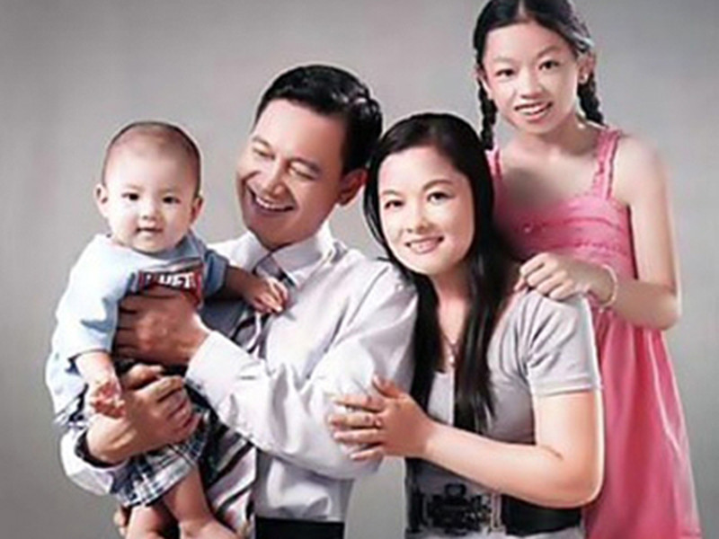 Thu Quế và Phạm Cường thẳng thắn chia sẻ, cả hai cũng có những lúc cãi vã song nhờ tôn trọng nhau và tìm được tiếng nói chung, hôn nhân vẫn bền vững. Ảnh: Đại đoàn kết