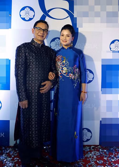 Cặp đôi được coi là gia đình kiểu mẫu của giới nghệ sĩ Việt. Trong khi Phạm Cường khá đảm việc nhà, Thu Quế không ngại hy sinh cho chồng con. Ảnh: Ngôi sao