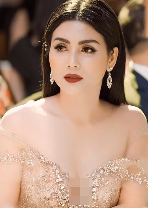 Bộ phim "Những ngày không quên" đánh dấu sự trở lại của Quỳnh Hoa sau 6 năm nghỉ đóng phim.