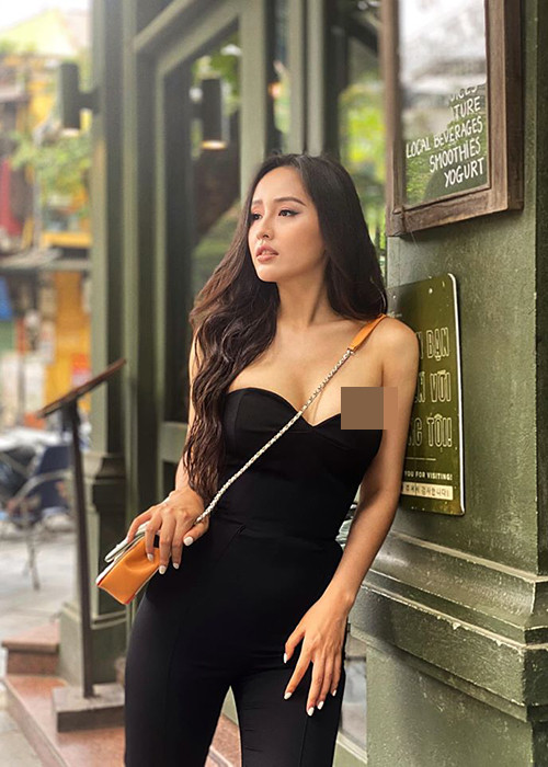 Chân dài sinh năm 1988 quyết tâm lấy lại vóc dáng thon gọn sau khi bị chê đô con.