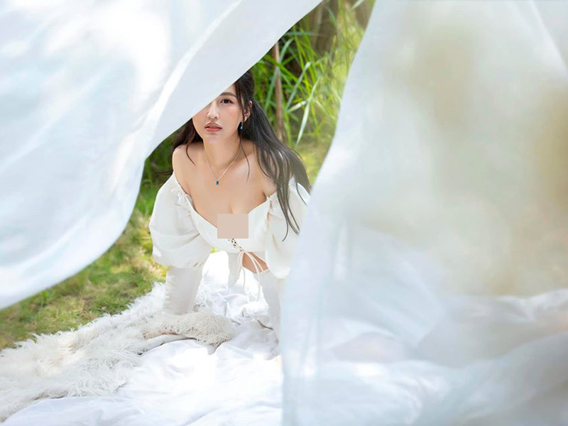 Theo lời người đẹp, bạn trai cũng không giục cô chuyện làm đám cưới. Mời quý độc giả xem video "Mai Phương Thúy khuyên thí sinh Hoa hậu Thế giới Việt Nam đừng diễn". Nguồn Youtube/VTC