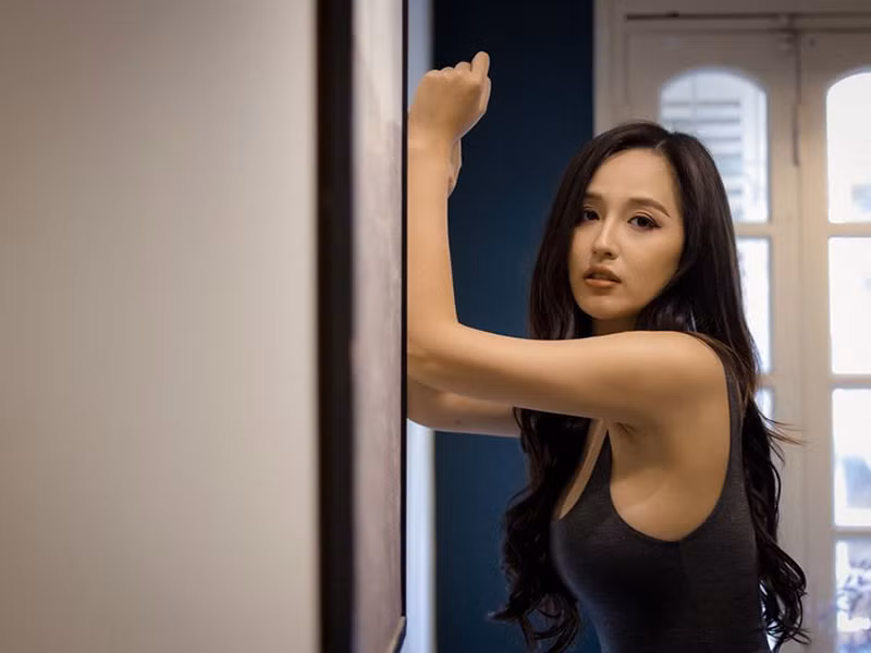 Nàng hoa hậu không chỉ tập luyện mà còn ăn kiêng để có được vóc dáng như ý.