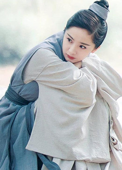 Dương Mịch không mấy bận tâm đến dư luận mà tập trung cho công việc. Ảnh: Vietnamnet