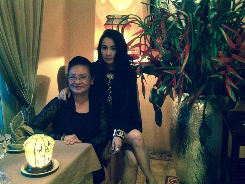 Trong những năm qua, Thanh Lam hoạt động nghệ thuật không ngừng nghỉ và có nhiều cống hiến đối với nền âm nhạc Việt Nam. Đến nay, tên tuổi của nữ ca sĩ vẫn hot. Sự thành công hiện tại của Thanh Lam có sự đóng góp không nhỏ của nghệ sĩ Thanh Hương. Ảnh: FBNV