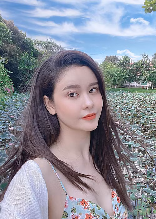 Người hâm mộ mong Trương Quỳnh Anh sớm tìm được bến đỗ bình yên.