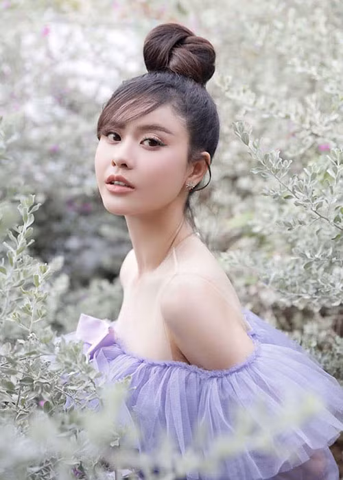 Trương Quỳnh Anh tâm sự cô từng sống khép kín nhưng đã mở lòng, vậy mà vẫn không có ai vừa lòng mình.