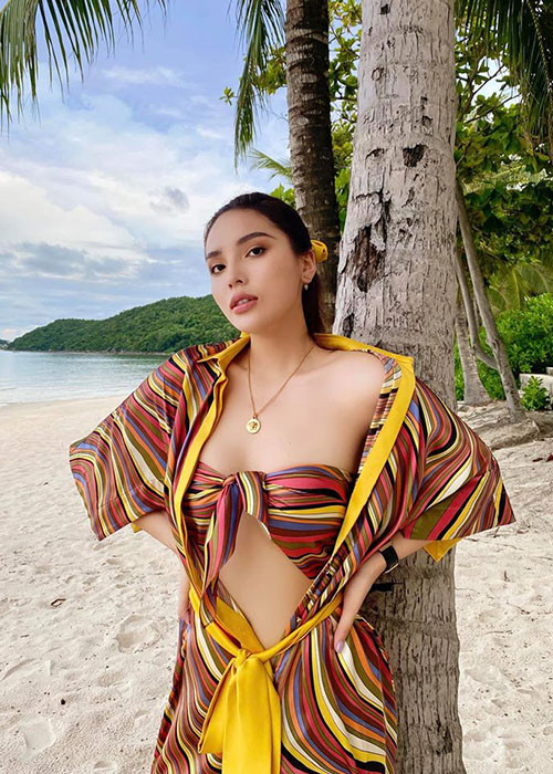 Không thể phủ nhận Kỳ Duyên ngày càng nóng bỏng, đặc biệt sau khi nâng ngực.