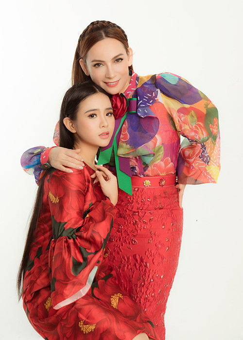 Mới đây, “thiên thần Bolero” Quỳnh Trang thử sức với phim ảnh khi tham gia diễn xuất trong web-drama về học đường mang tên "Idol tỷ phú". Ảnh: Dân Việt