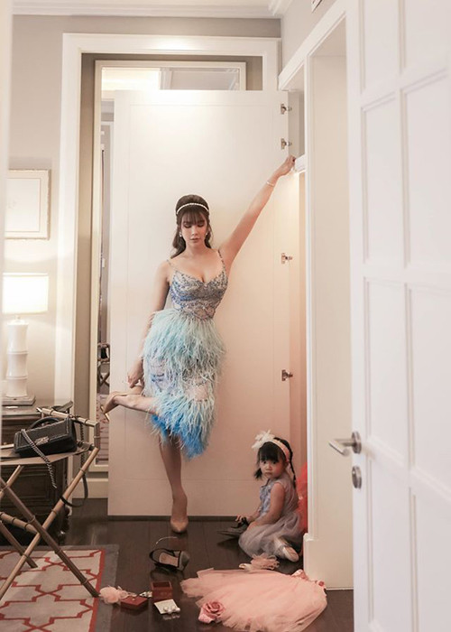 Hai nhóc tì nhà Diệp Lâm Anh đều kháu khỉnh.